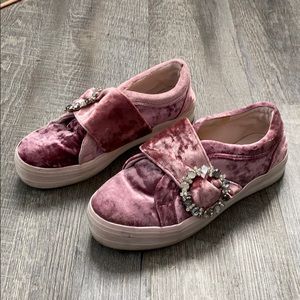 Beautiful suede shoes - size 8
